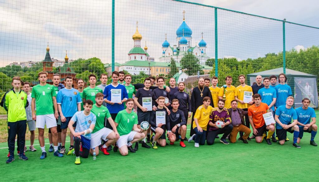 Команда СДА приняла участие в футбольном турнире духовных школ Московского региона