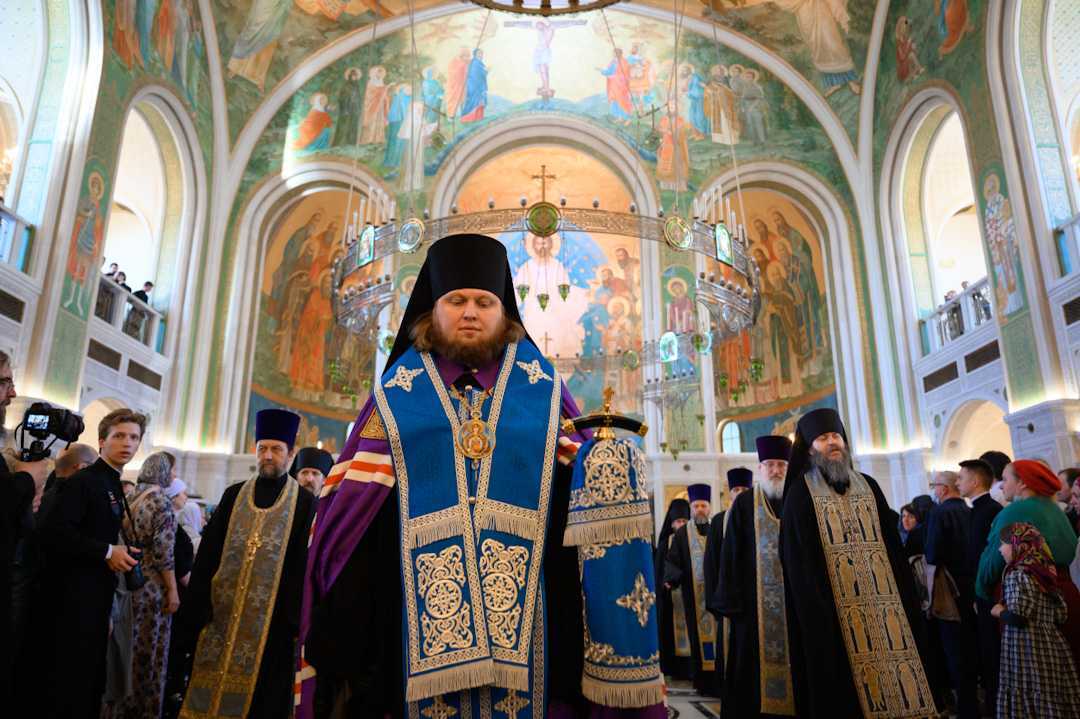 Поздравляем с Днем рождения ректора СПбДА и выпускника СДА епископа Петергофского Силуана