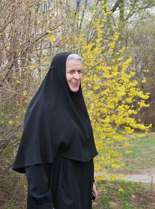 Монахиня Анувия (Виноградова)